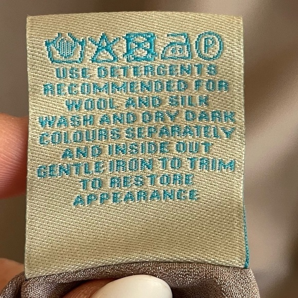 Boden 100% Silk Shift Dress, Size 4 - Picture 9 of 9